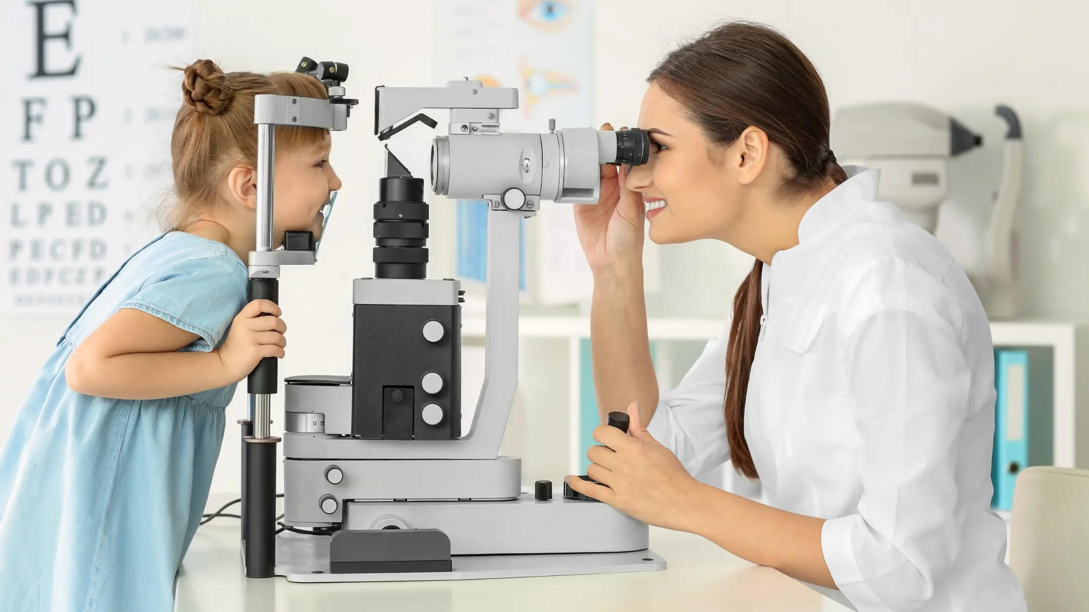 MiSight or Orthokeratology: Which Option Is Better for Your Child?