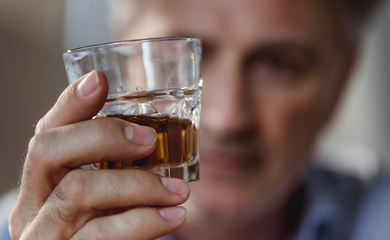 How Alcohol Affects Your Eyes
