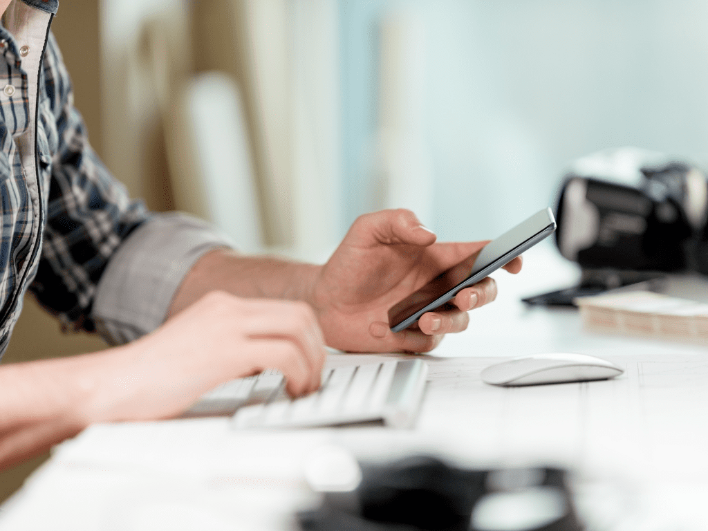 are text messages legally binding