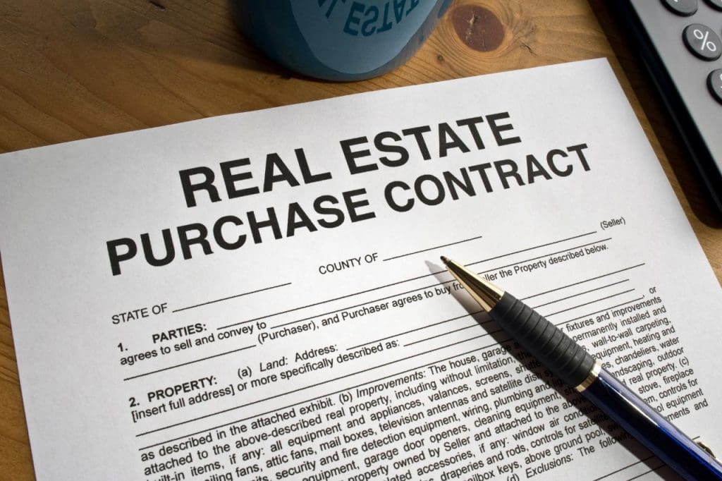 real estate contracts image