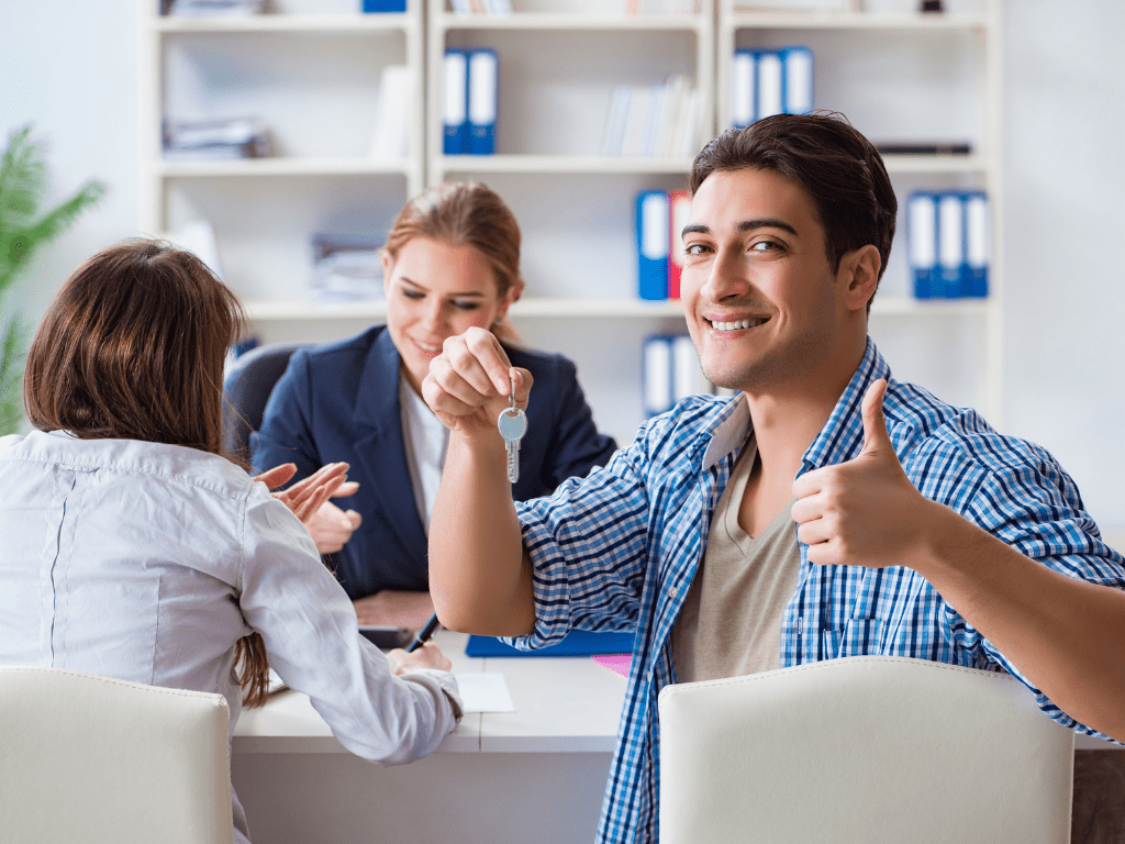signing mortgage document