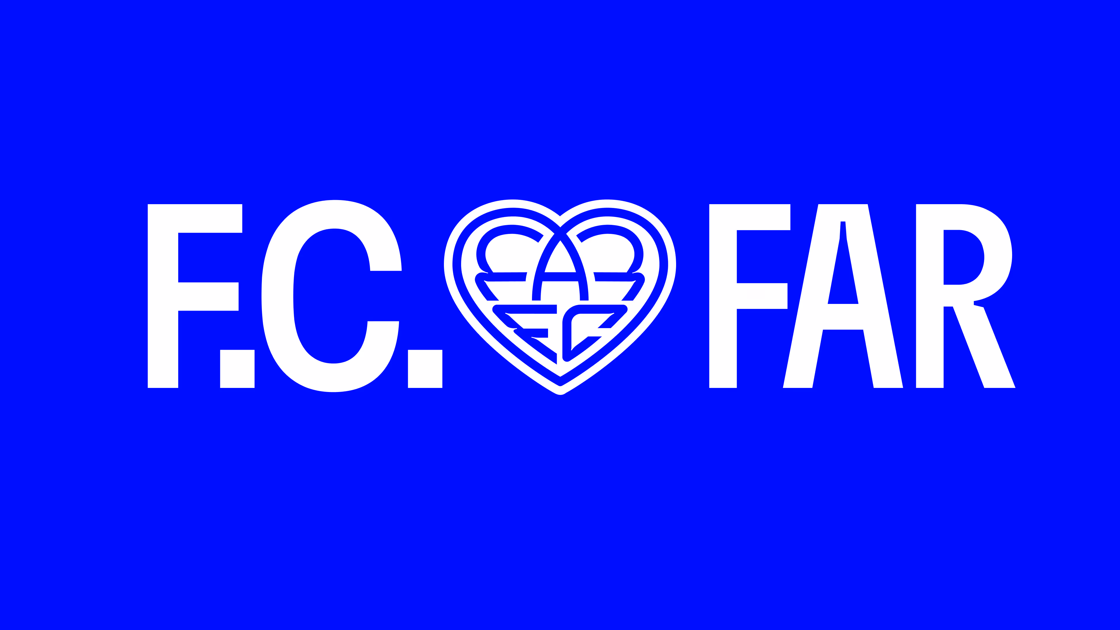 Teksten F.C. FAR med et hjerteformet logo mellem ordene på en blå baggrund.