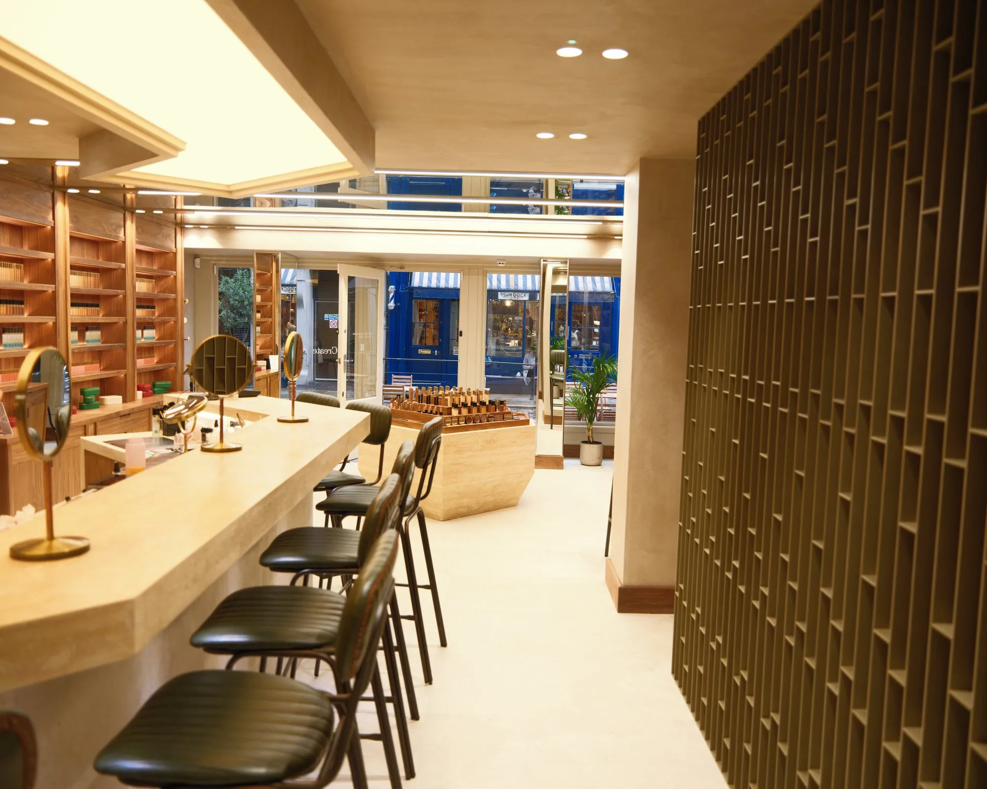 Monmouth Street beauty bar long view
