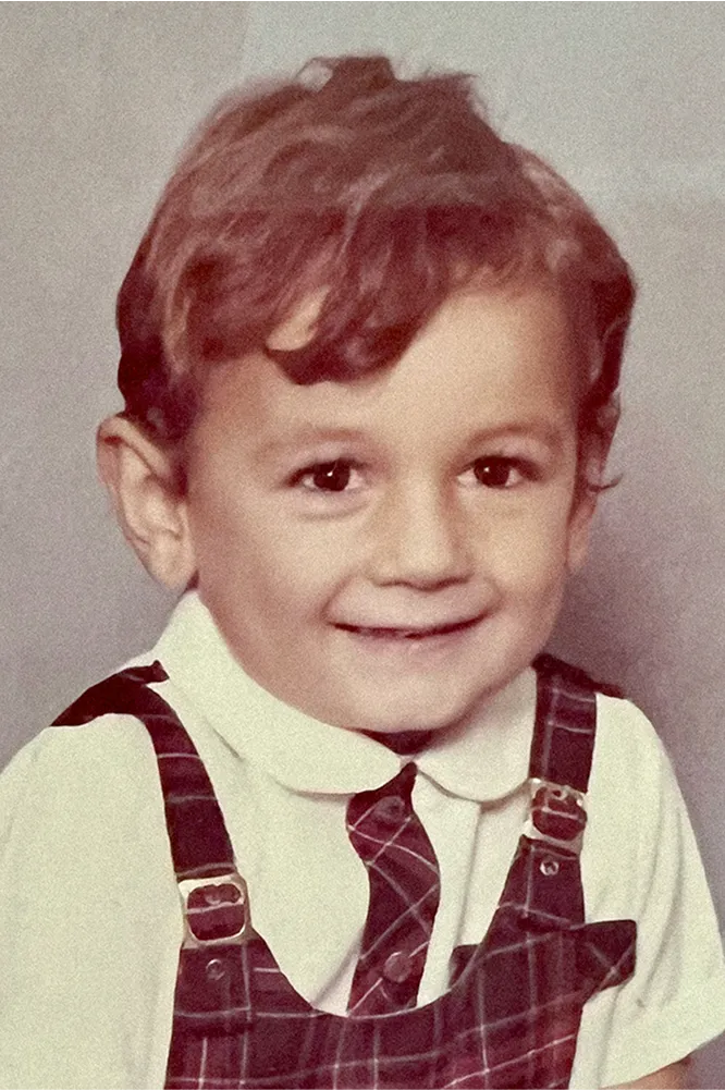 Toddler portrait of Oscar Fernandez