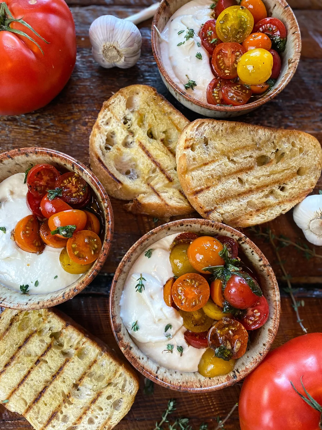 Nourriture sur la table de cuisine