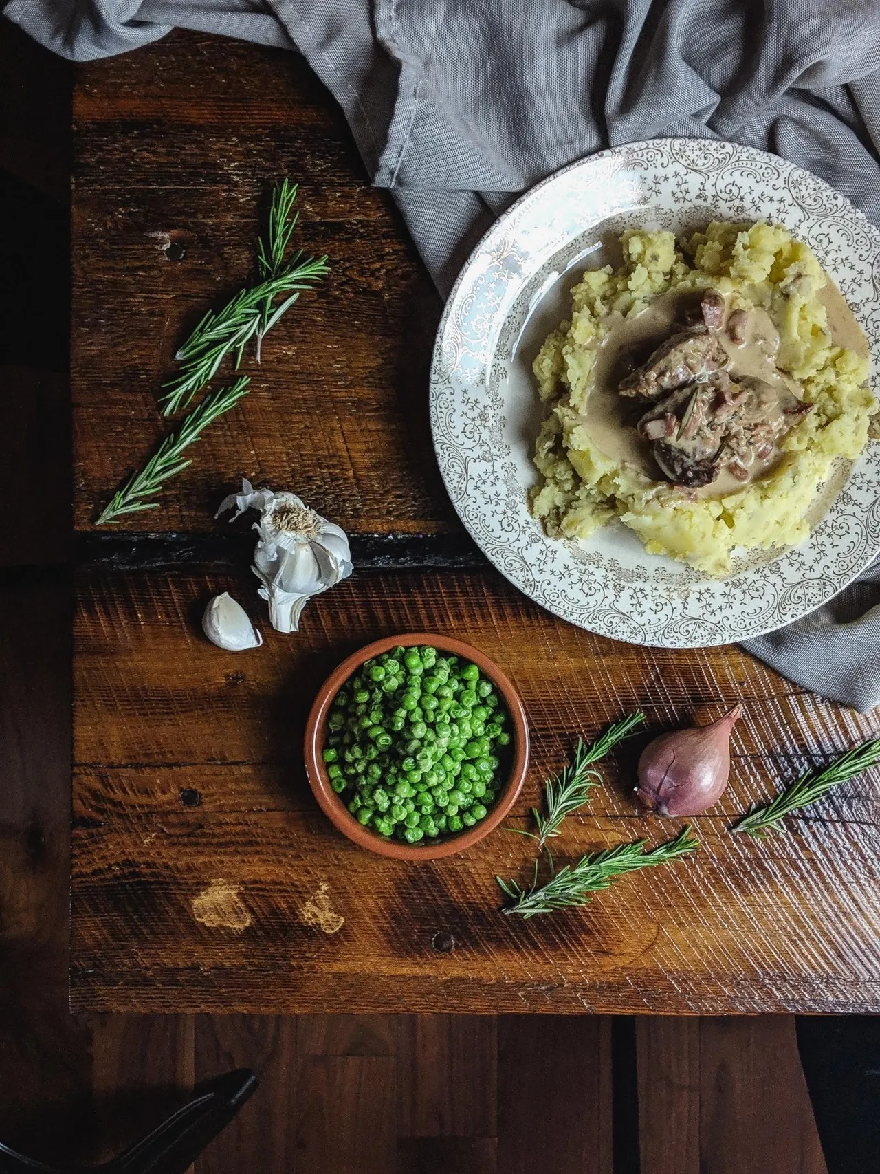 Mijoté de porc à la bière, érable & romarin