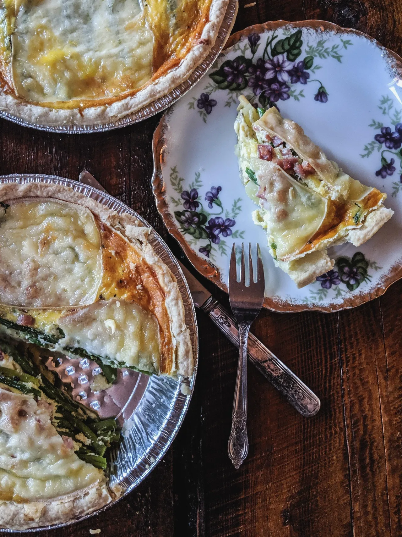 Quiche asperges, lardons, pommes de terre & fromage à raclette