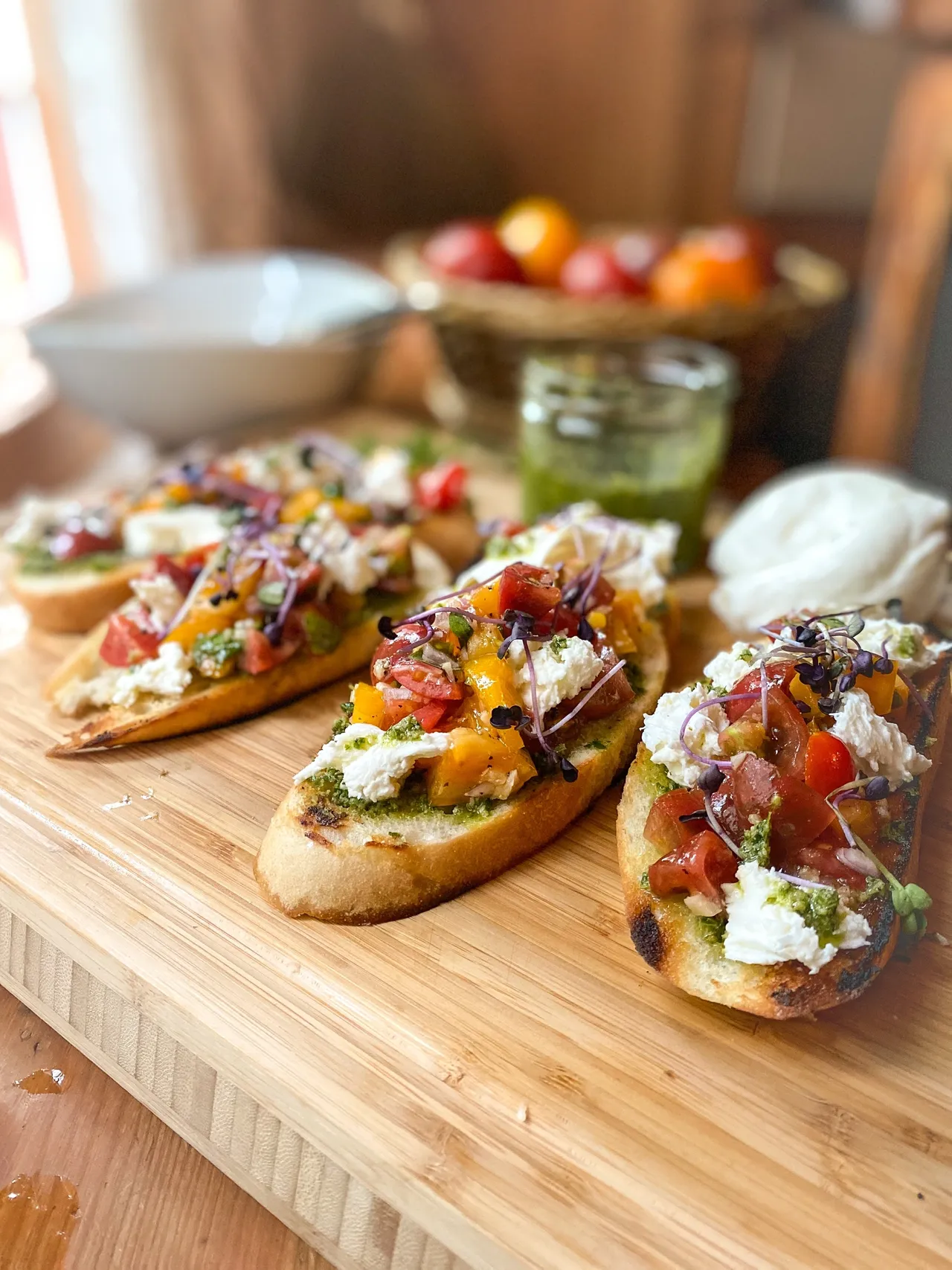 Ma bruschetta caprese