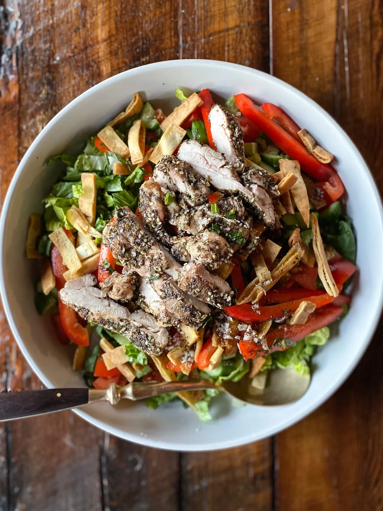 Poulet au zaatar et salade fattouche