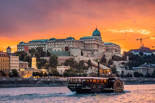 Best Experiences in Budapest: Things to do day and night