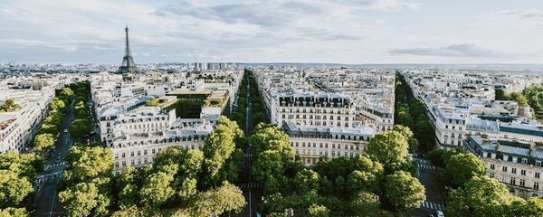 9 Most Romantic Things To Do in Paris for Couples