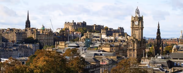 The Ultimate Guide to Your First Time in Edinburgh