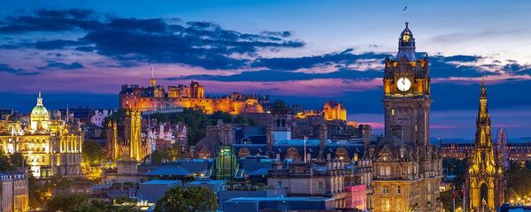 10 Awesome Things To Do in Edinburgh at Night
