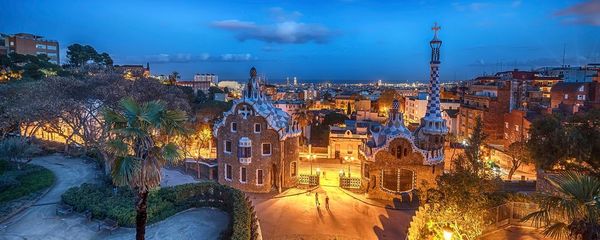 10 Epic Things To Do in Barcelona at Night