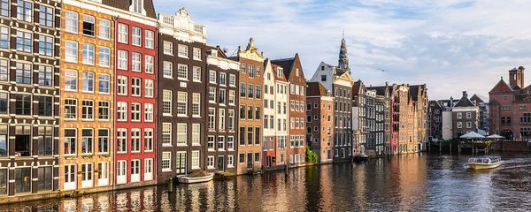 The 5 Best Neighborhoods to Visit in Amsterdam