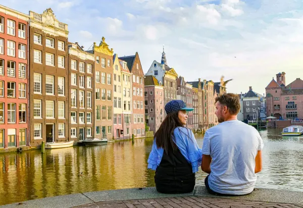 Top 12 Romantic Things To Do In Amsterdam