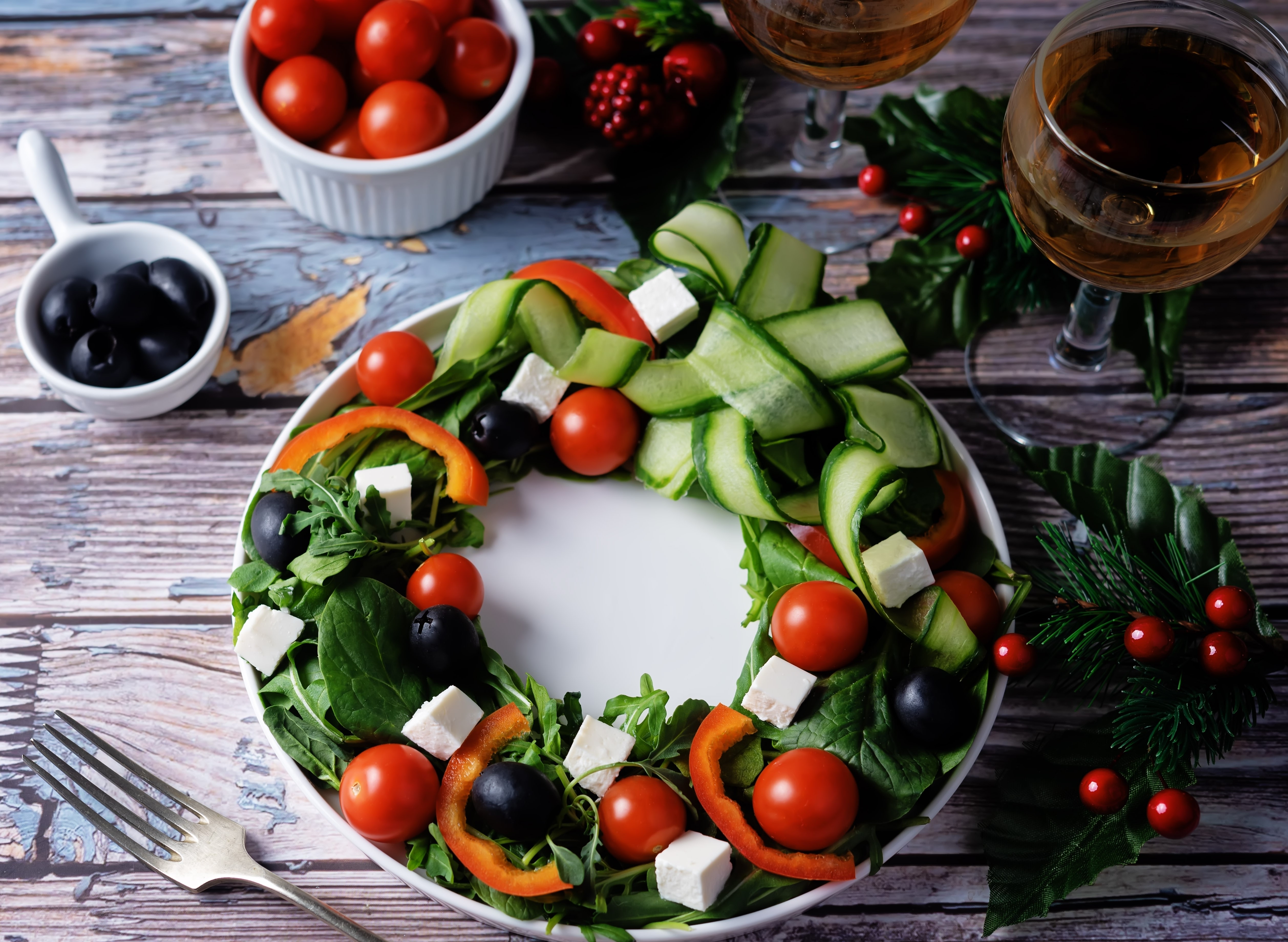 Măslinele pe masa de Crăciun românească: O notă mediteraneană la sărbătorile tradiționale