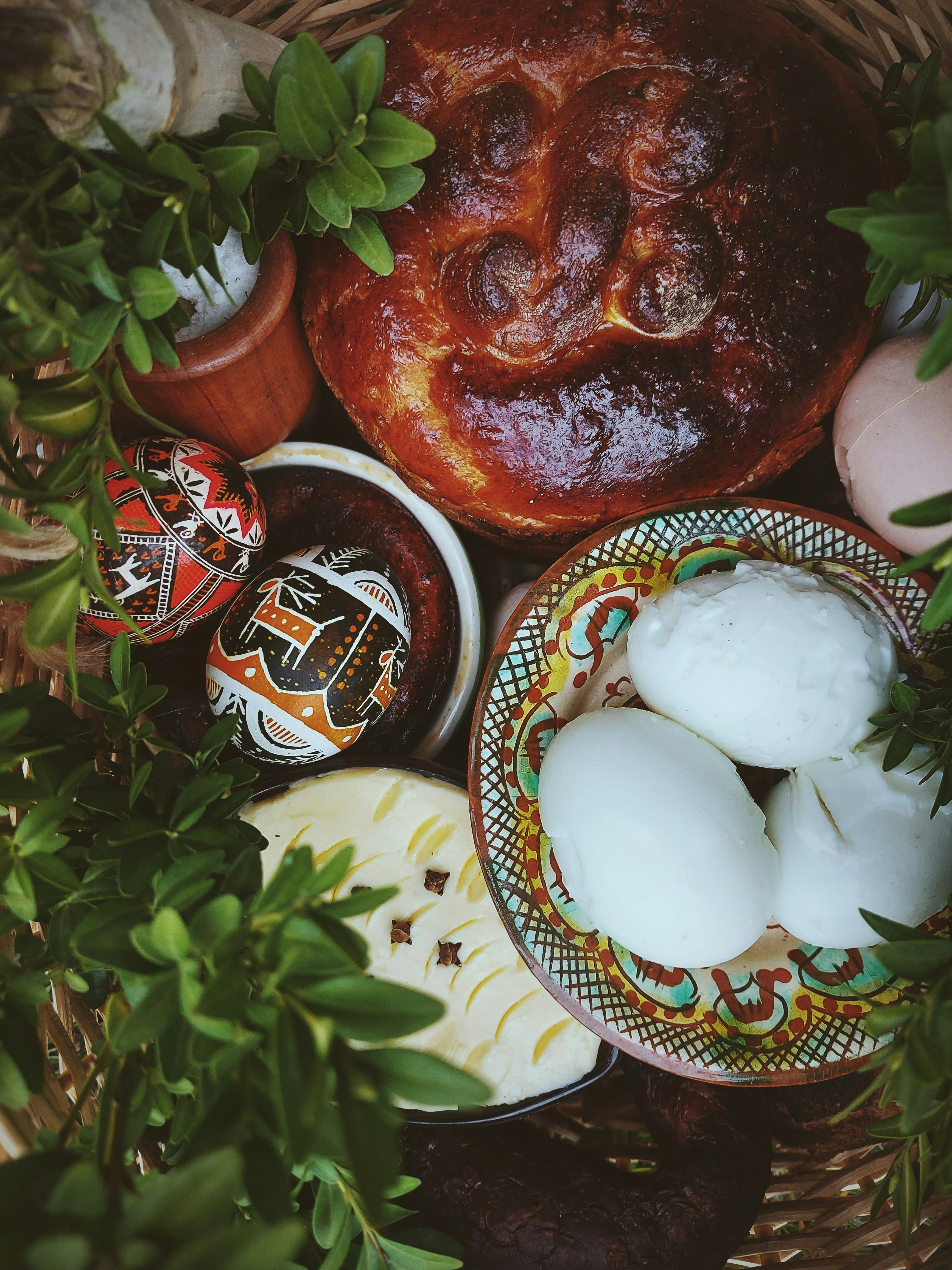 Masa de Paști - Tradiții și inovații în bucătăria românească