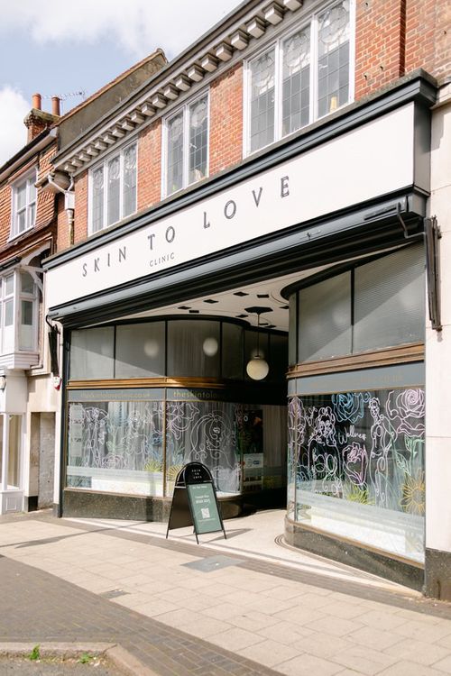 image of acupuncture session