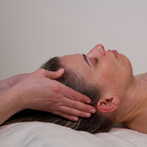 a calming photo of a modern repair service area