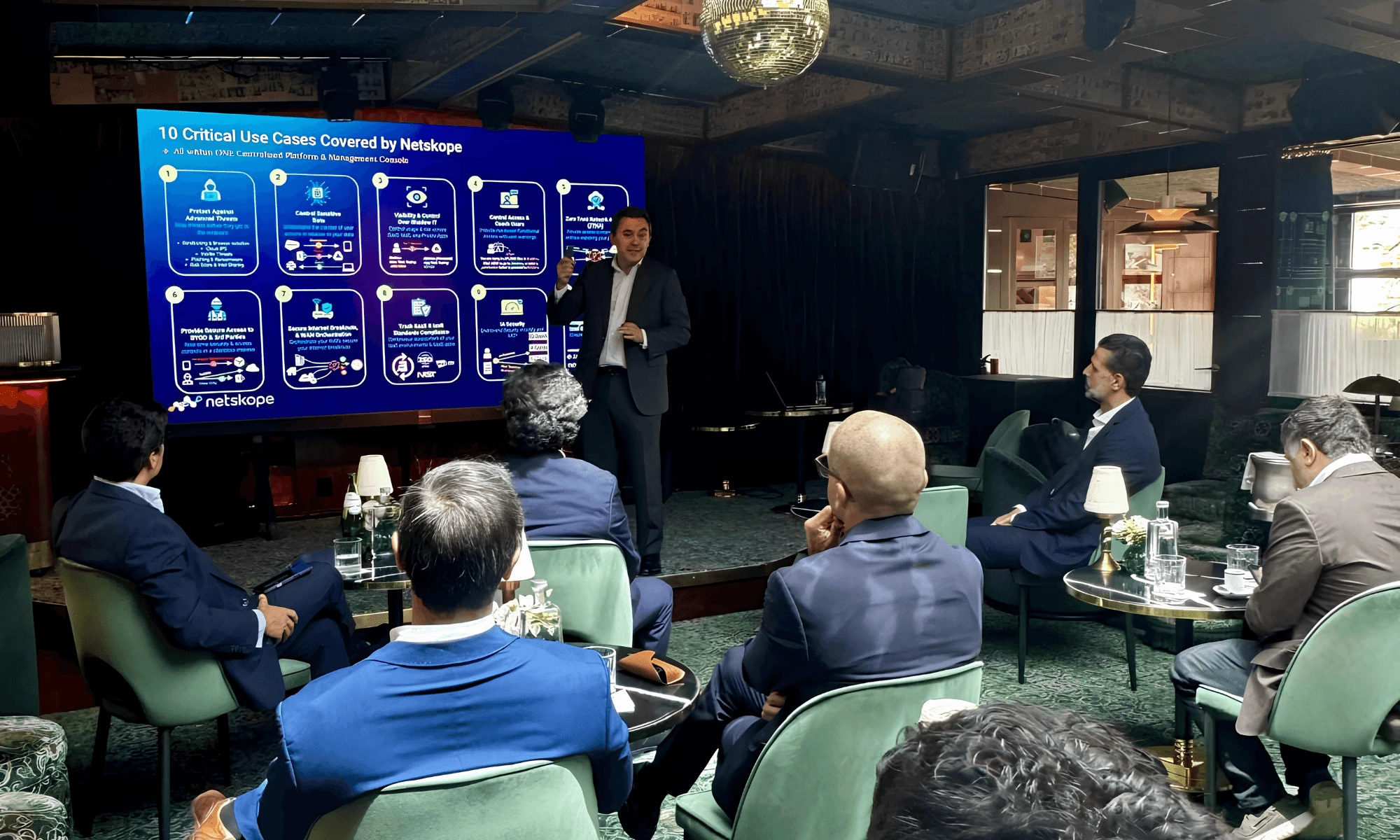 Almoço executivo IDW Tech Bites com a Netskope no JNcQUOI Club em Lisboa, focado em cibersegurança para o setor público.