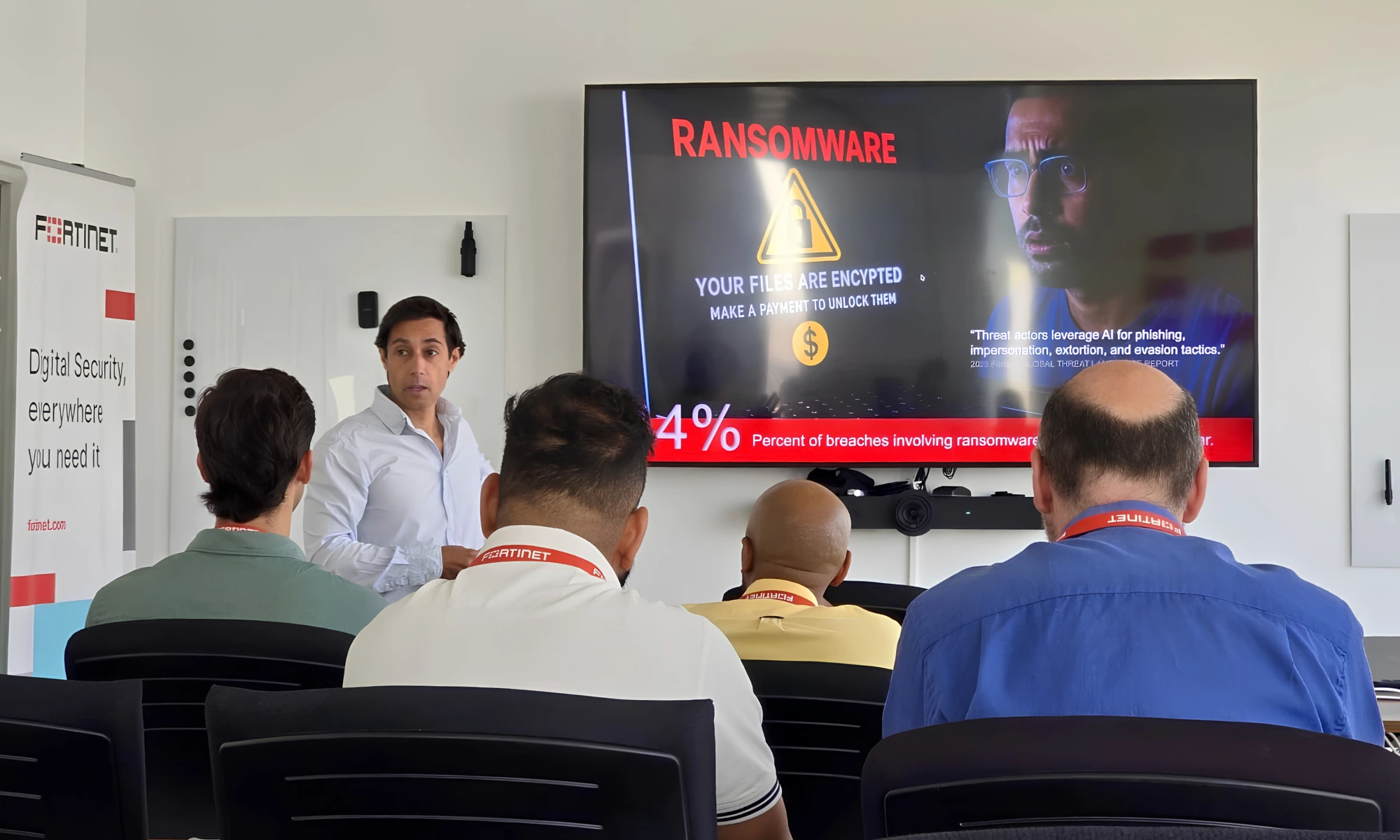 David Antunes da Fortinet a apresentar as soluções de AI-Driven SecOps e combate ao ransomware no evento conjunto com a IDW em Lisboa.