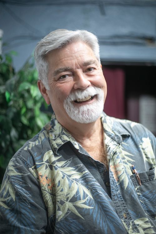 image of dance instructor teaching a class