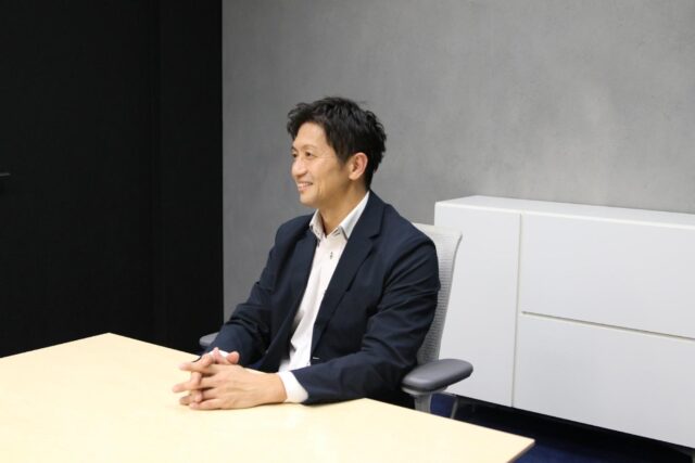 リテール&サービス第3本部 R&S営業第7部 営業第3課 課長 吉川 保行さん