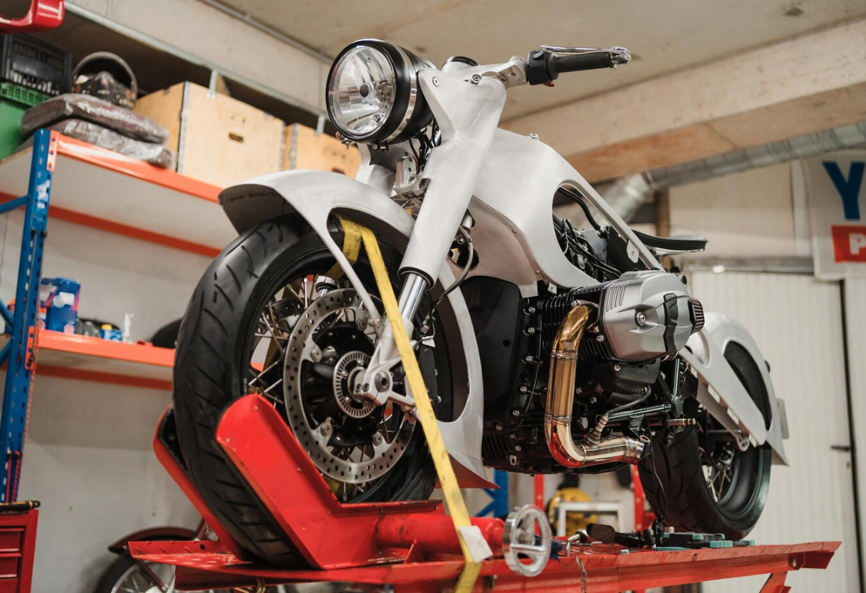 Motorcycle Lift Essential Guide for Safe and Easy Maintenance