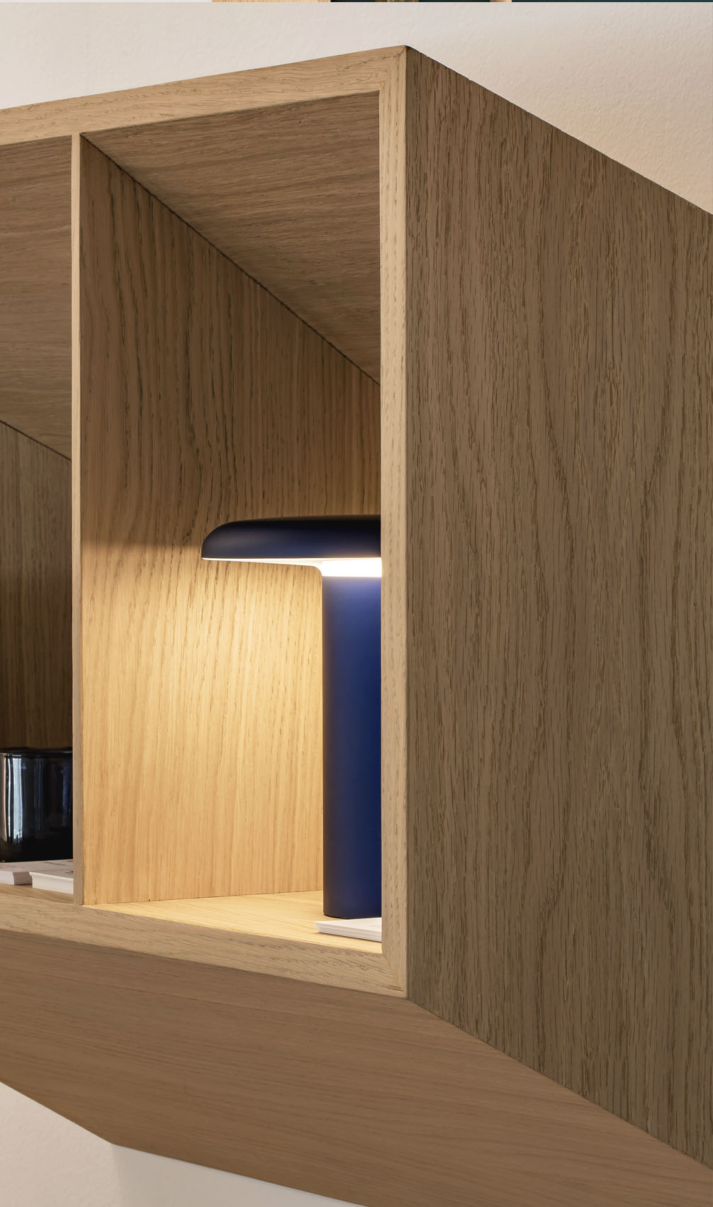 modulable design , wall shelves , OPTIC, signé FID paris