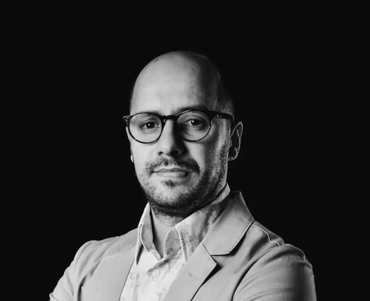 Testimonial V2 Author