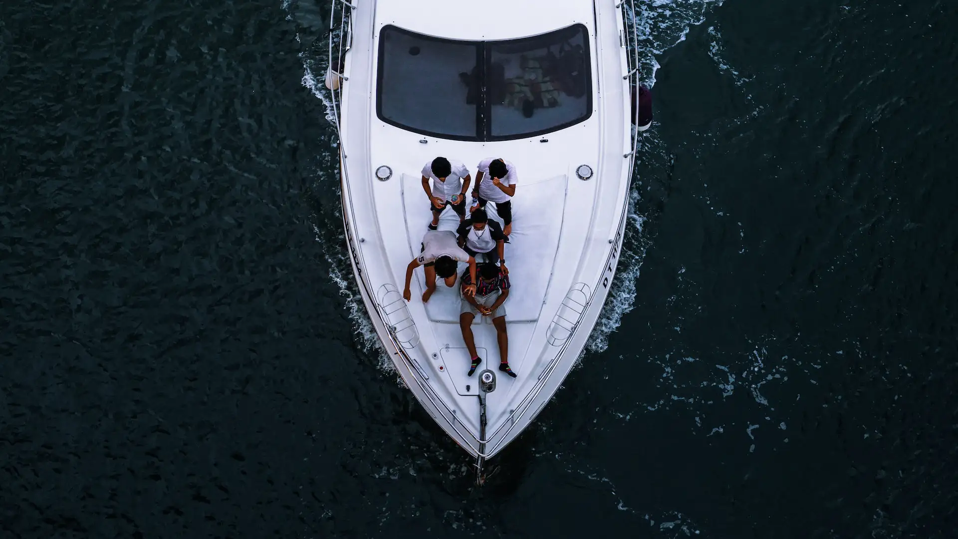 yacht