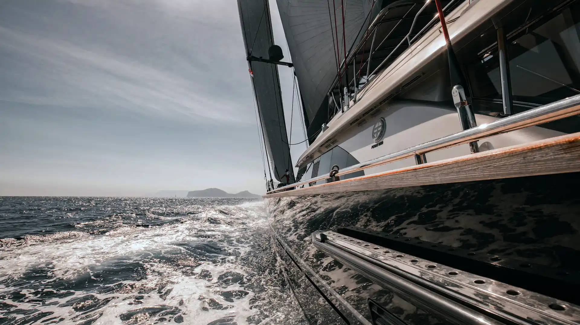 yacht
