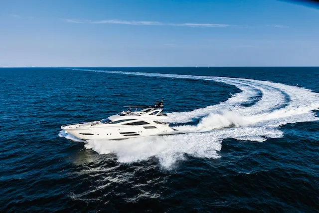 yacht