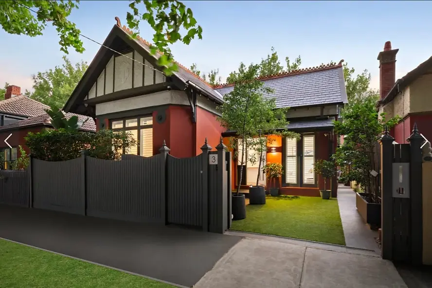 3 York St ST KILDA WEST