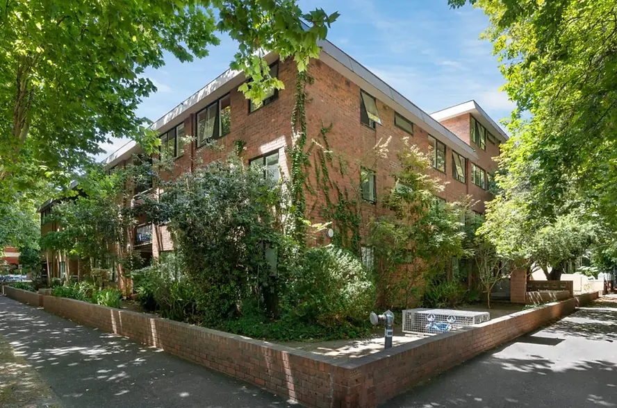 10/24 Park St ST KILDA WEST