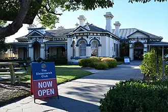 A photo of the historic building of the Elsternwick Bowling Club