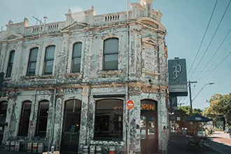 the facade of a historic pub in collingwood