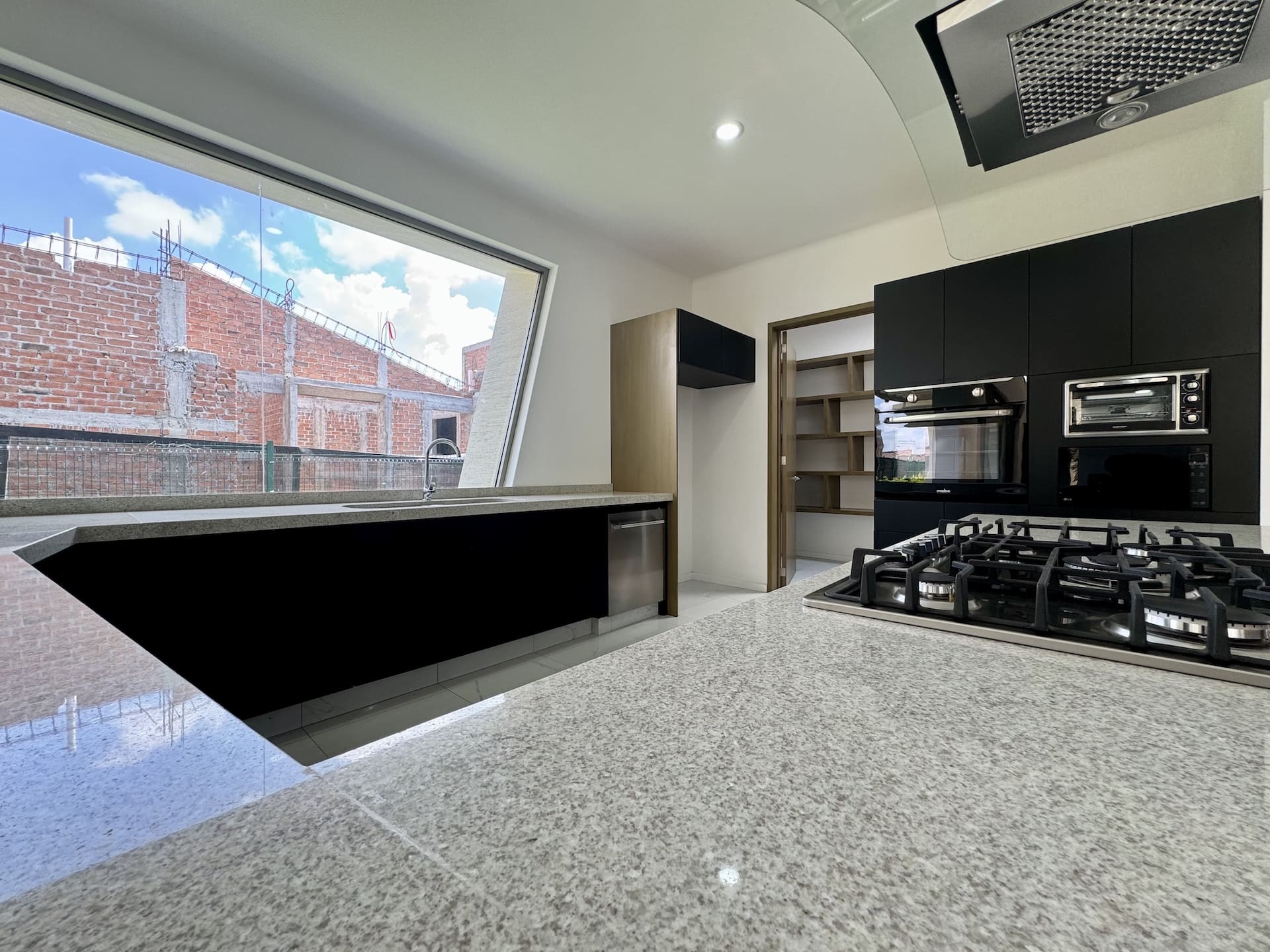 2024-11-21 00.26.26.jpg