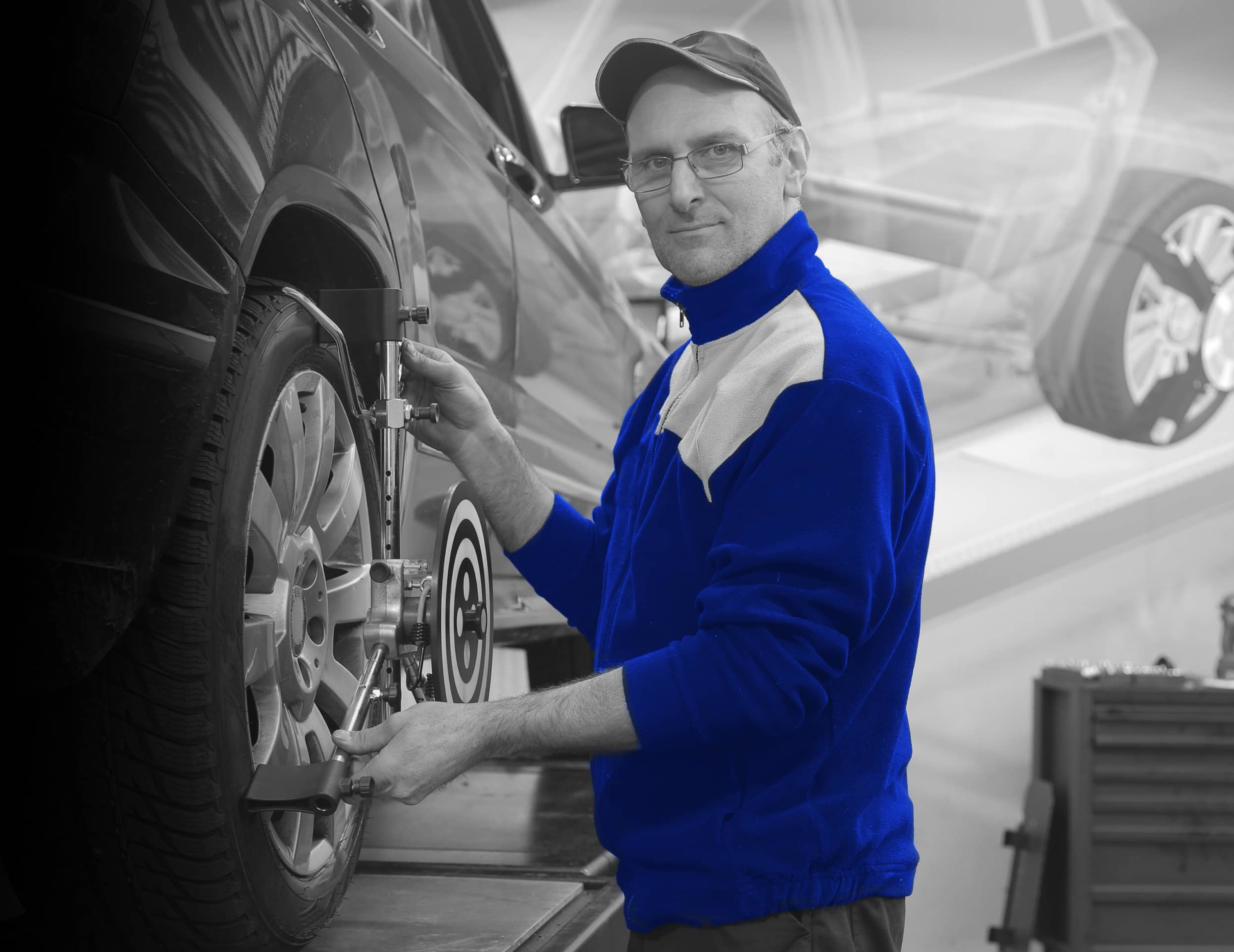 What Makes Us Different Man Blue Repair Wheel - Carrepair X Webflow Template