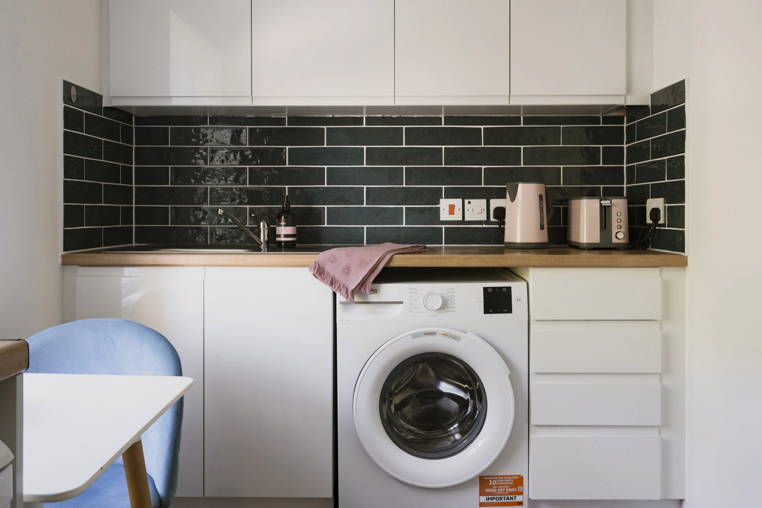 Cozo Living - 24 Warwick Rd