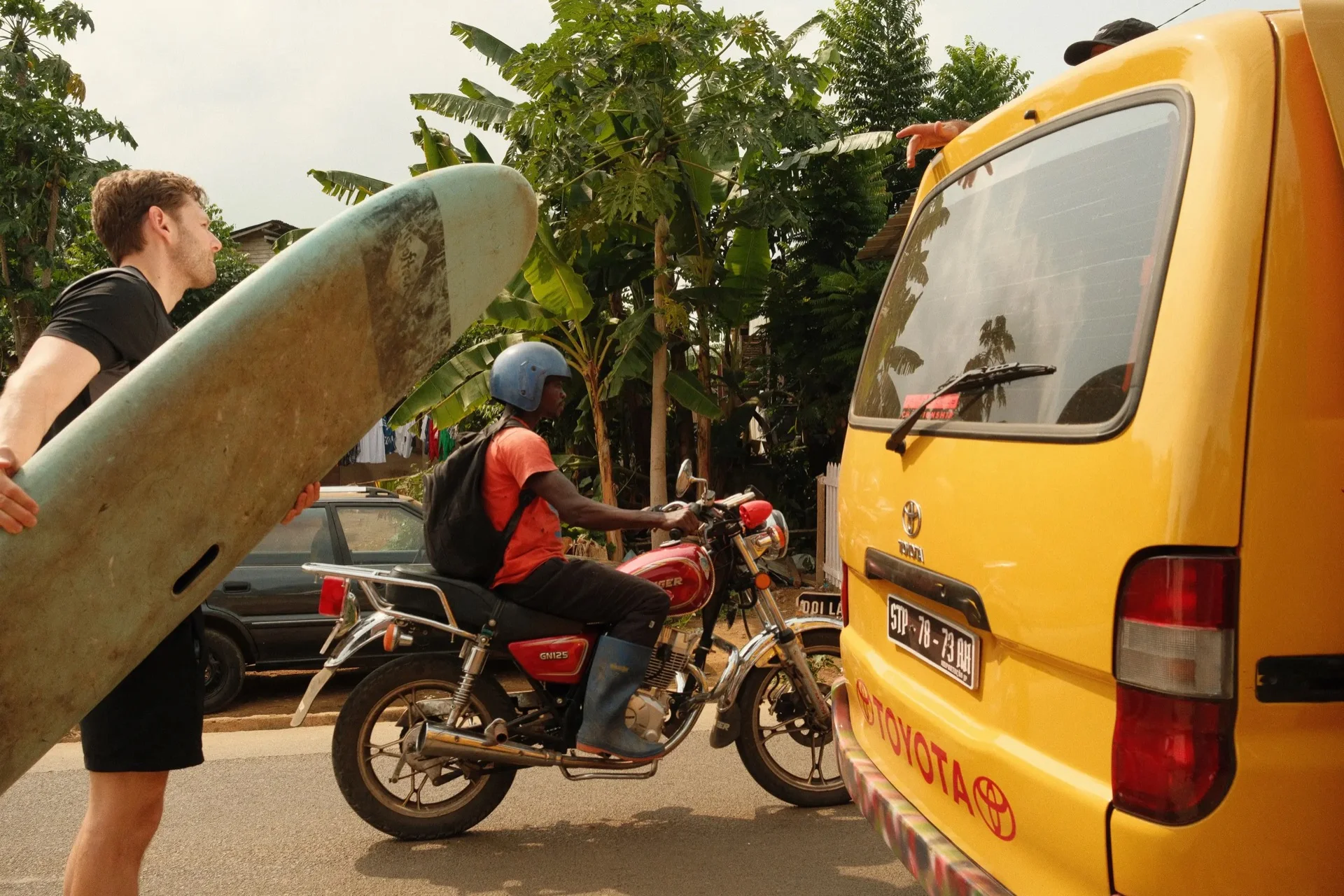 board-street-transport