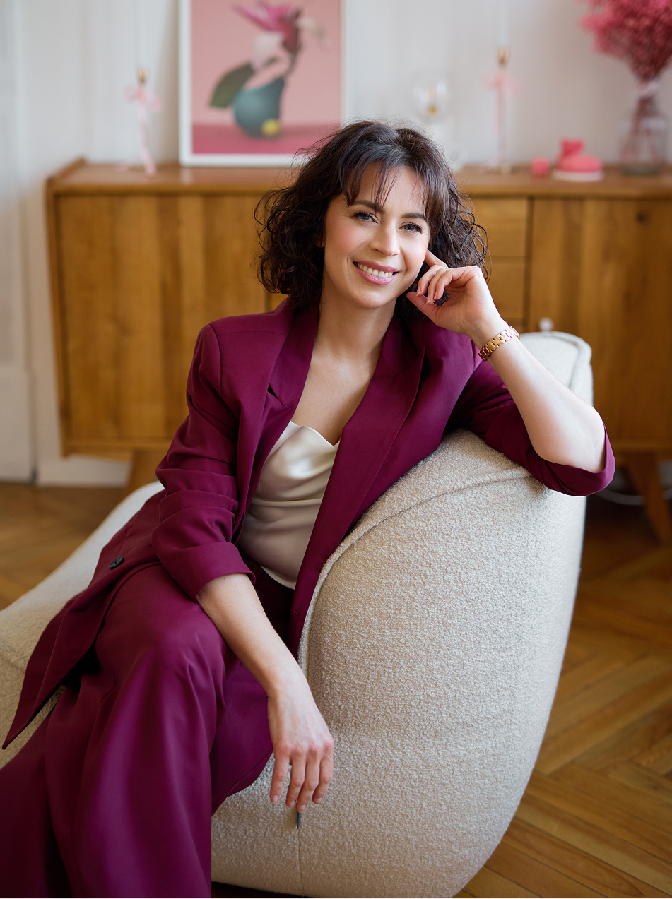 Pomagam kobietom schudnąć zdrowo i bez restrykcji – z troską o ciało i emocje.