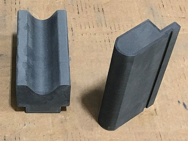 Metal forming die set 3D printed with Nylon-CF10