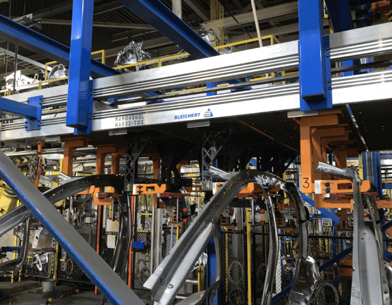 Overhead conveyor system