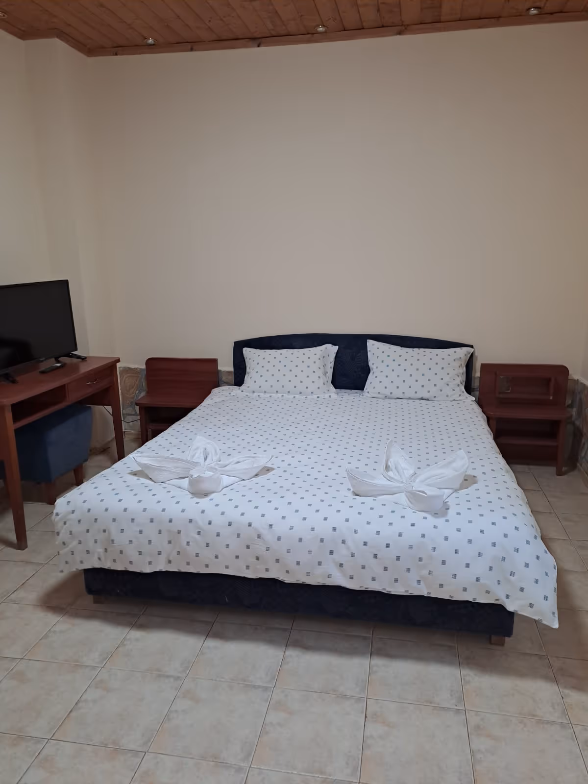 bungalow_room-1