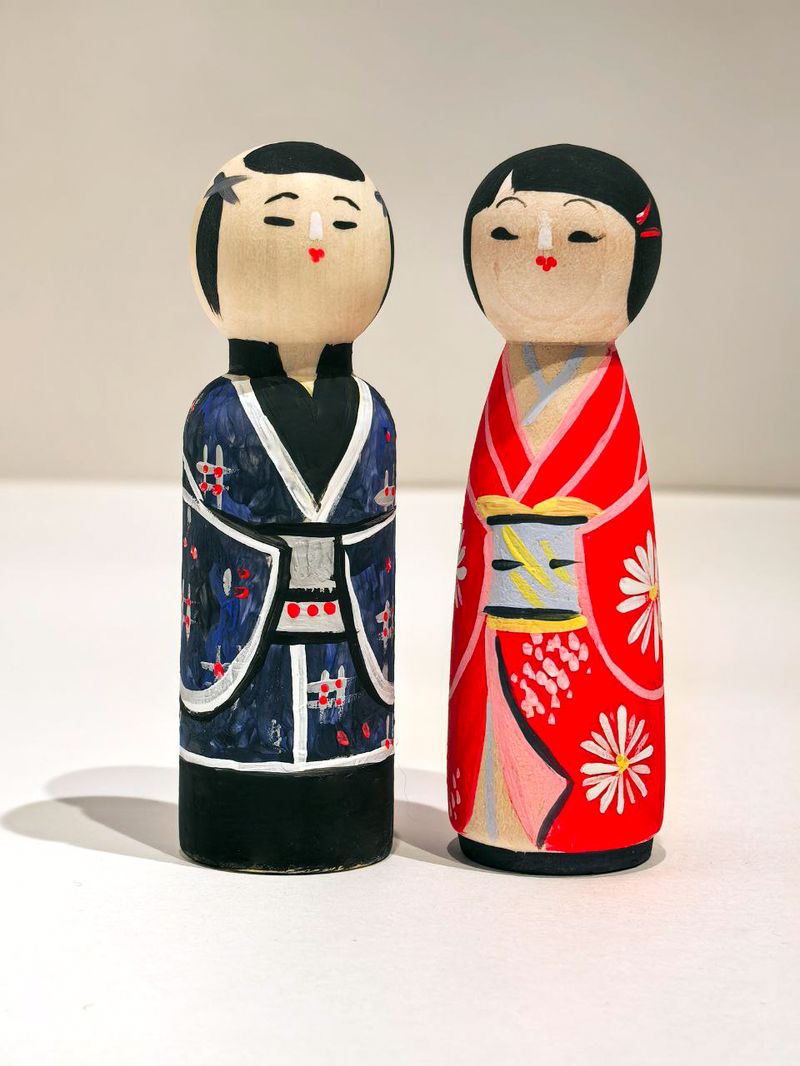 Мастер-класс по росписи японской куклы кокеши