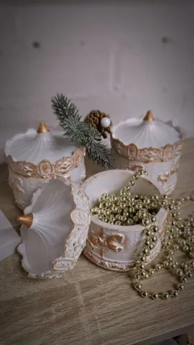 Роспись шкатулки «Карусель»