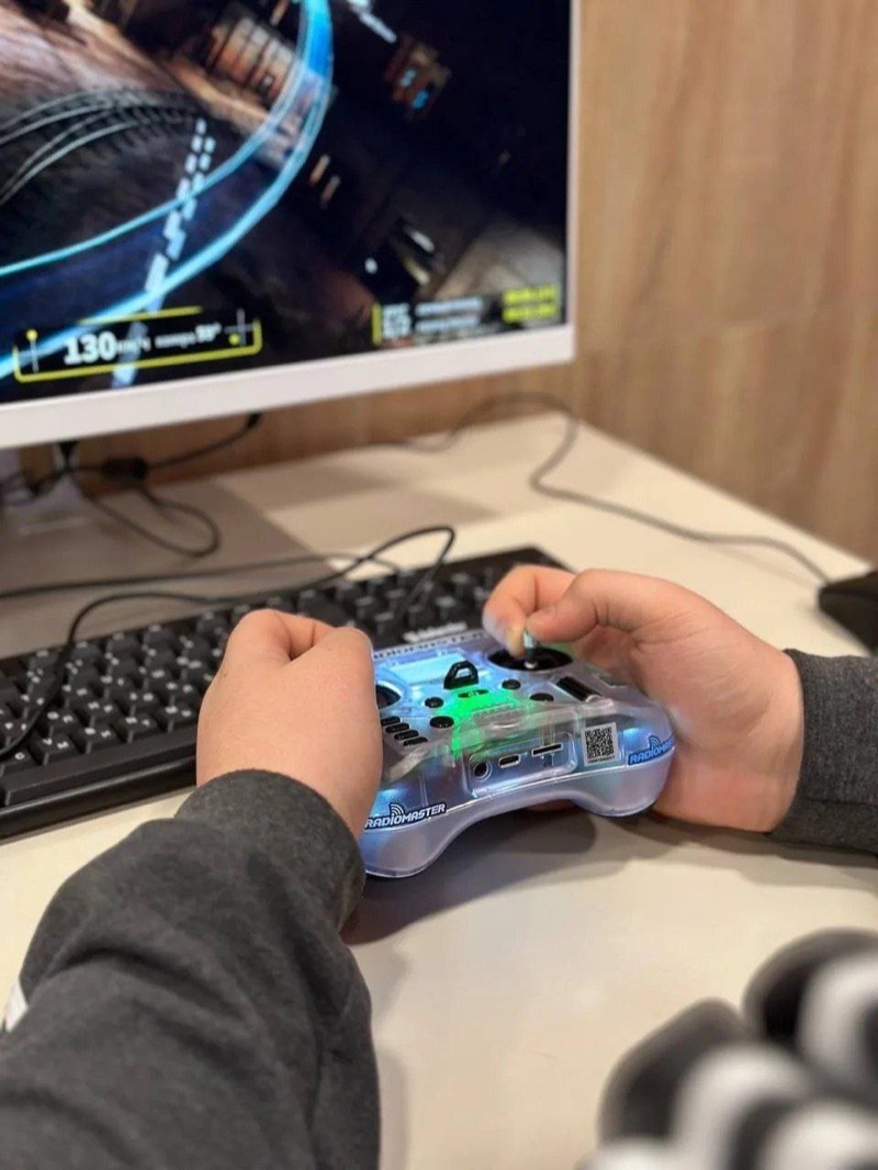 Гонки дронов в СК «Стань Чемпионом»