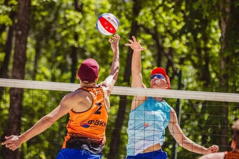 Первый этап Открытого чемпионата России по пляжному волейболу